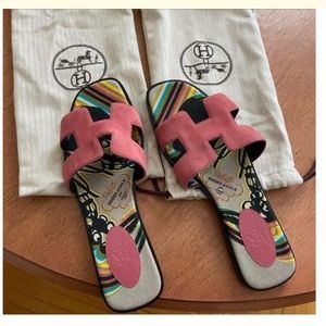 SOLD‼️Hermès sandals